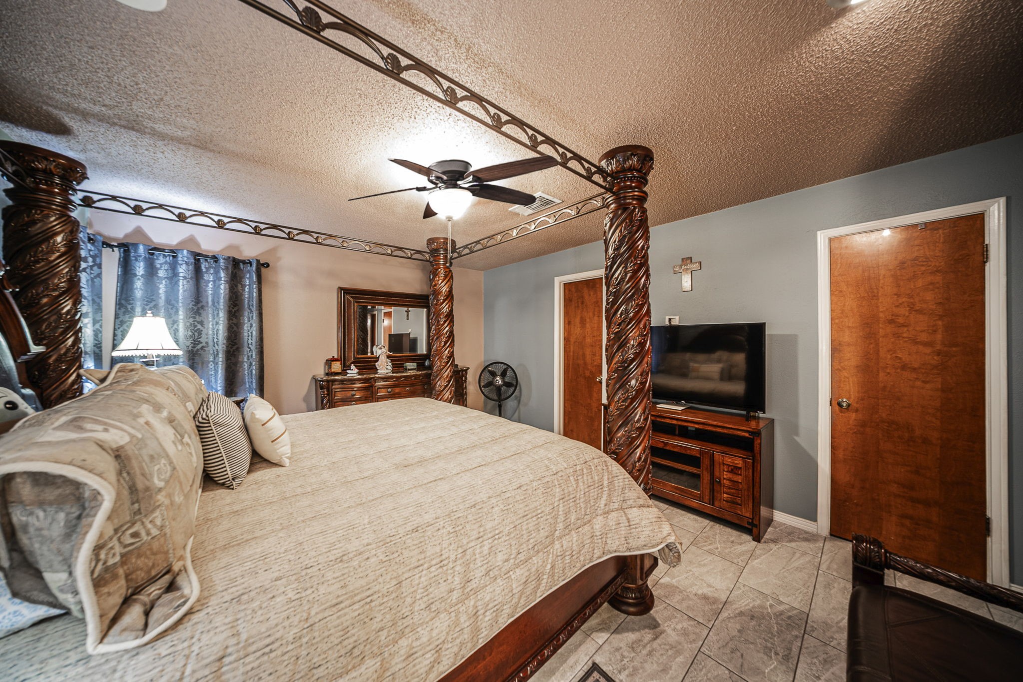 1127 Willow Creek Drive Lancaster TX 75146