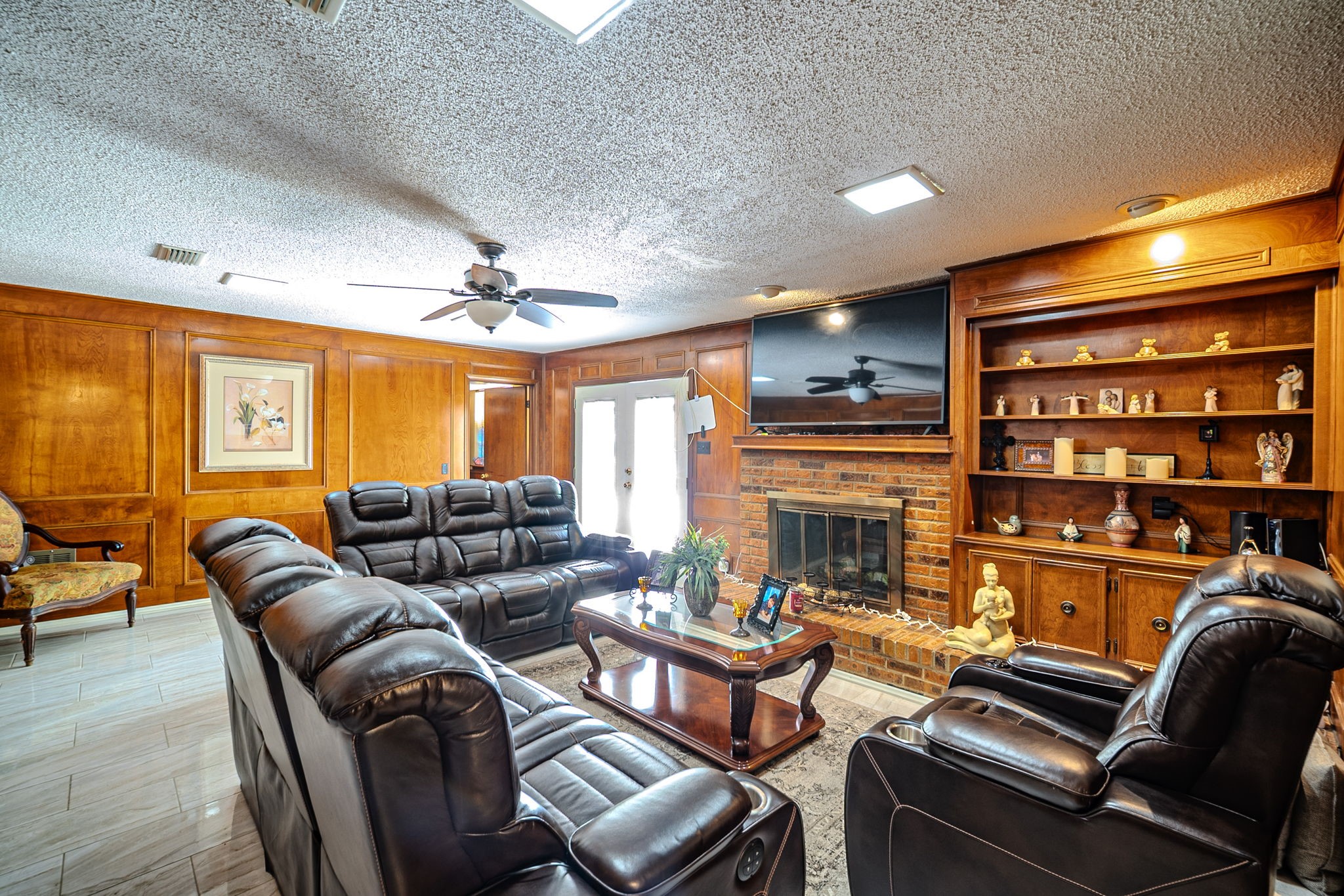 1127 Willow Creek Drive Lancaster TX 75146