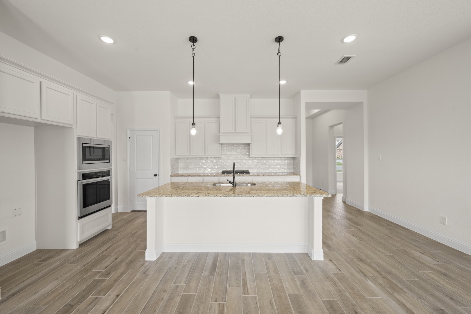 316 Bowrider Lane Granbury TX 76049