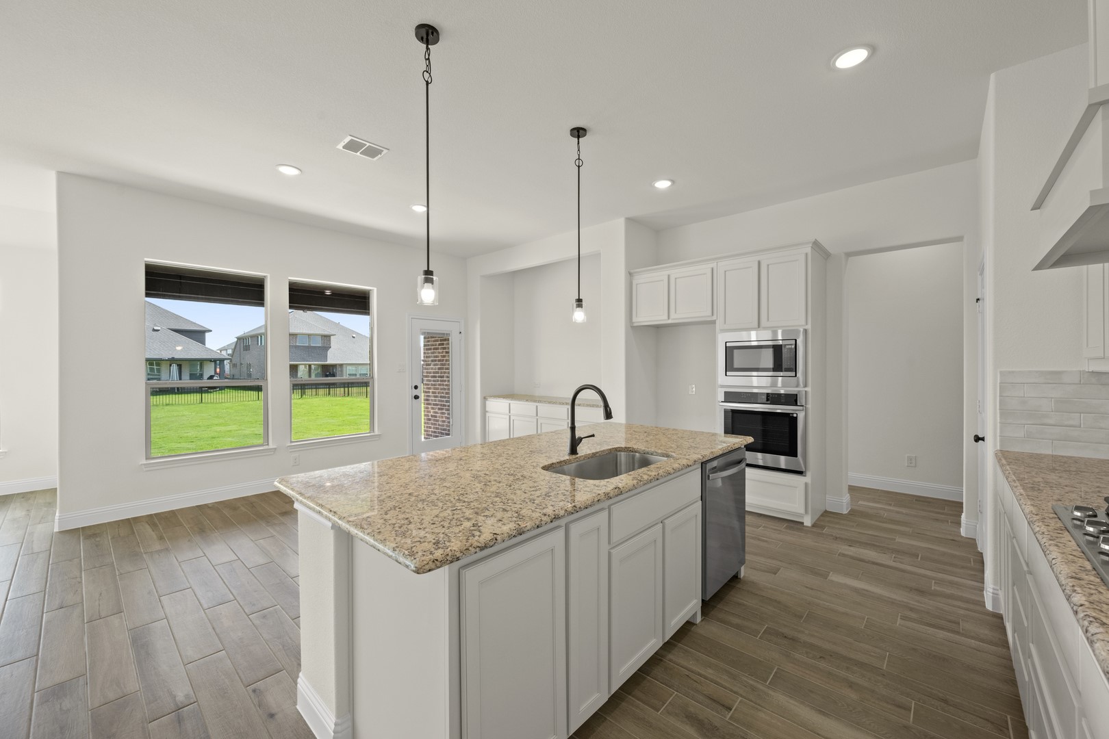 316 Bowrider Lane Granbury TX 76049