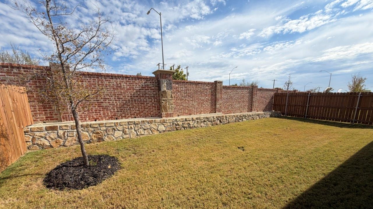 10509 Dovetail Lane Fort Worth TX 76036