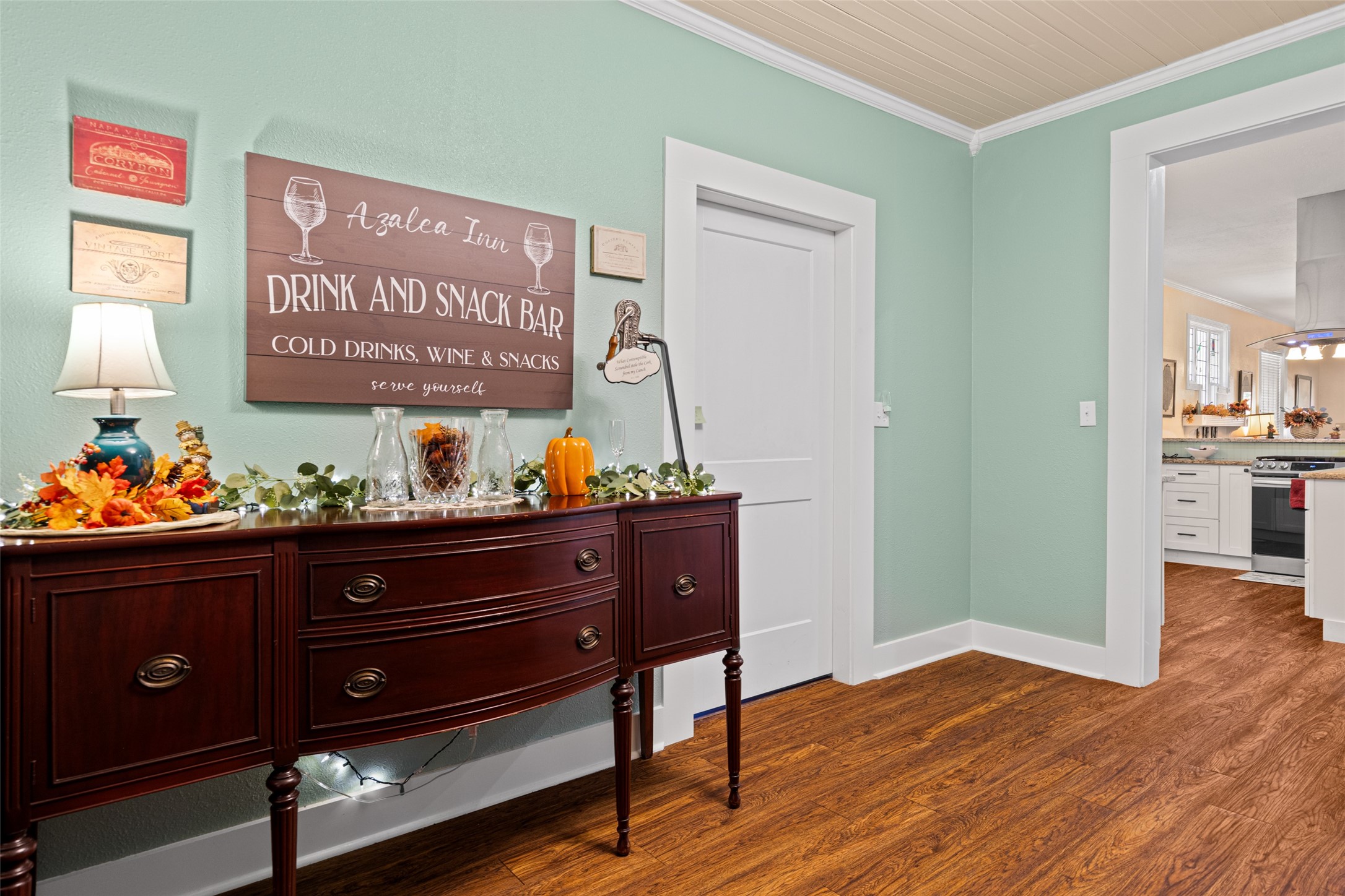 203 E Dixon Street Jefferson TX 75657