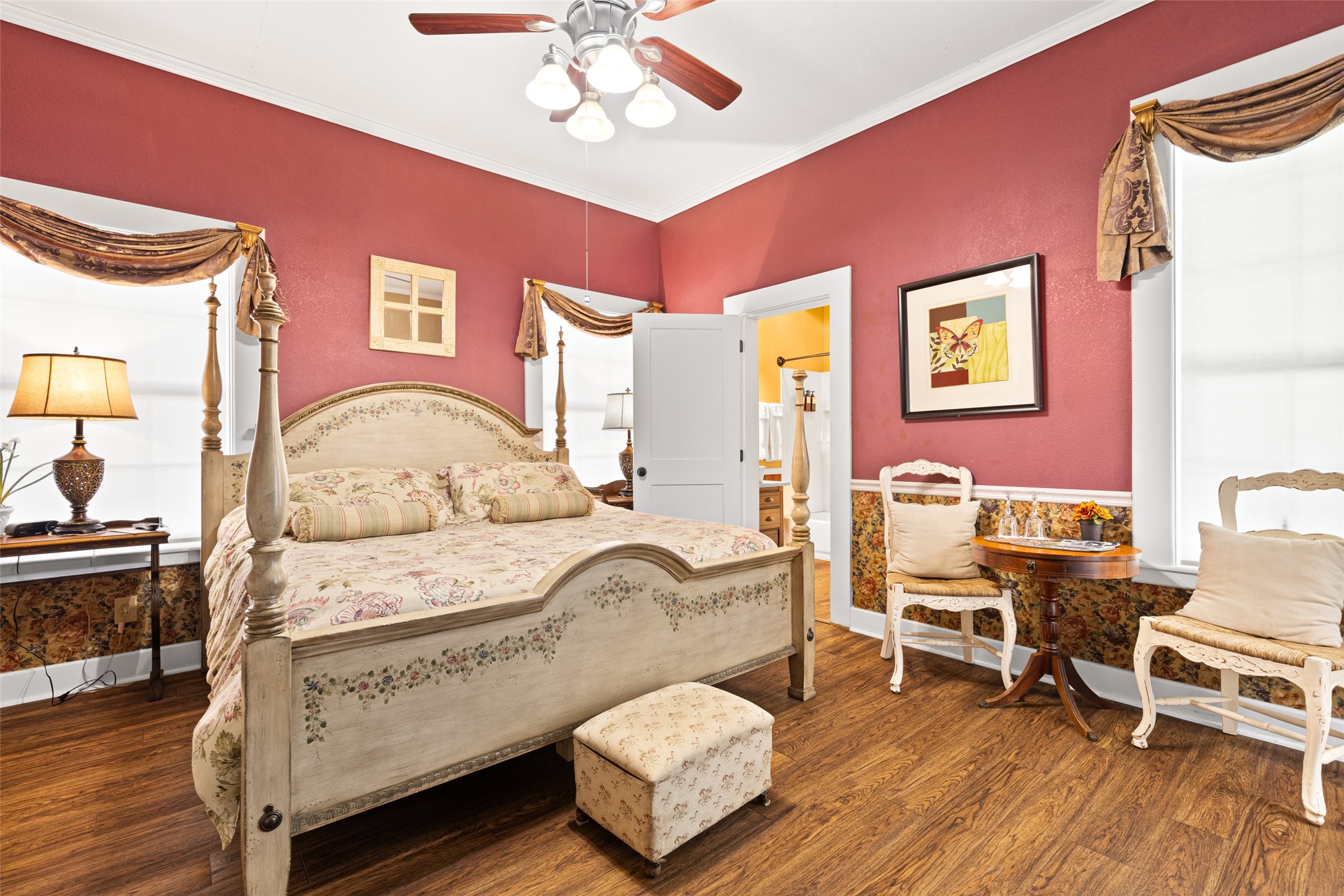 203 E Dixon Street Jefferson TX 75657