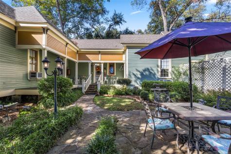 203 E Dixon Street Jefferson TX 75657