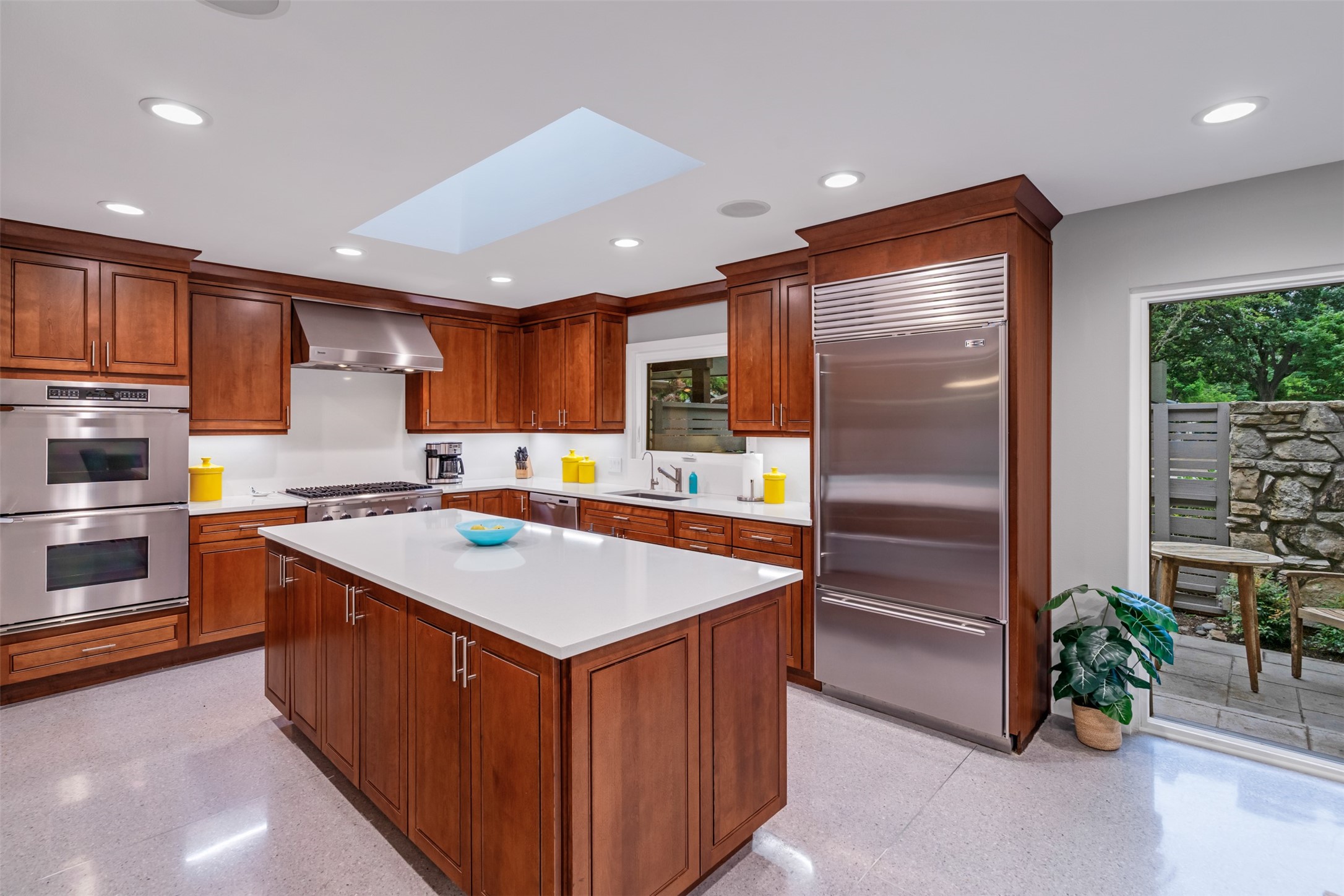 6943 Prestonshire Lane Dallas TX 75225