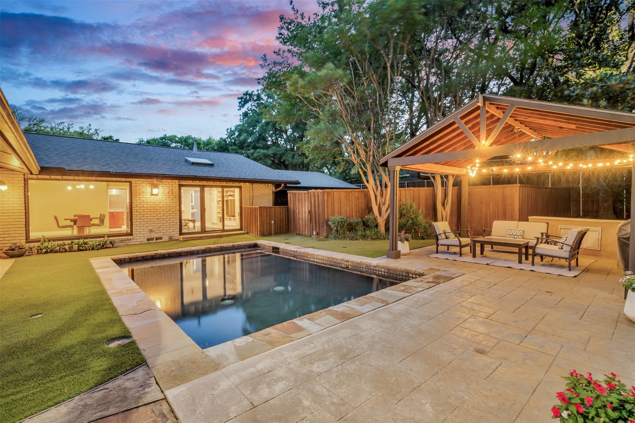 6943 Prestonshire Lane Dallas TX 75225