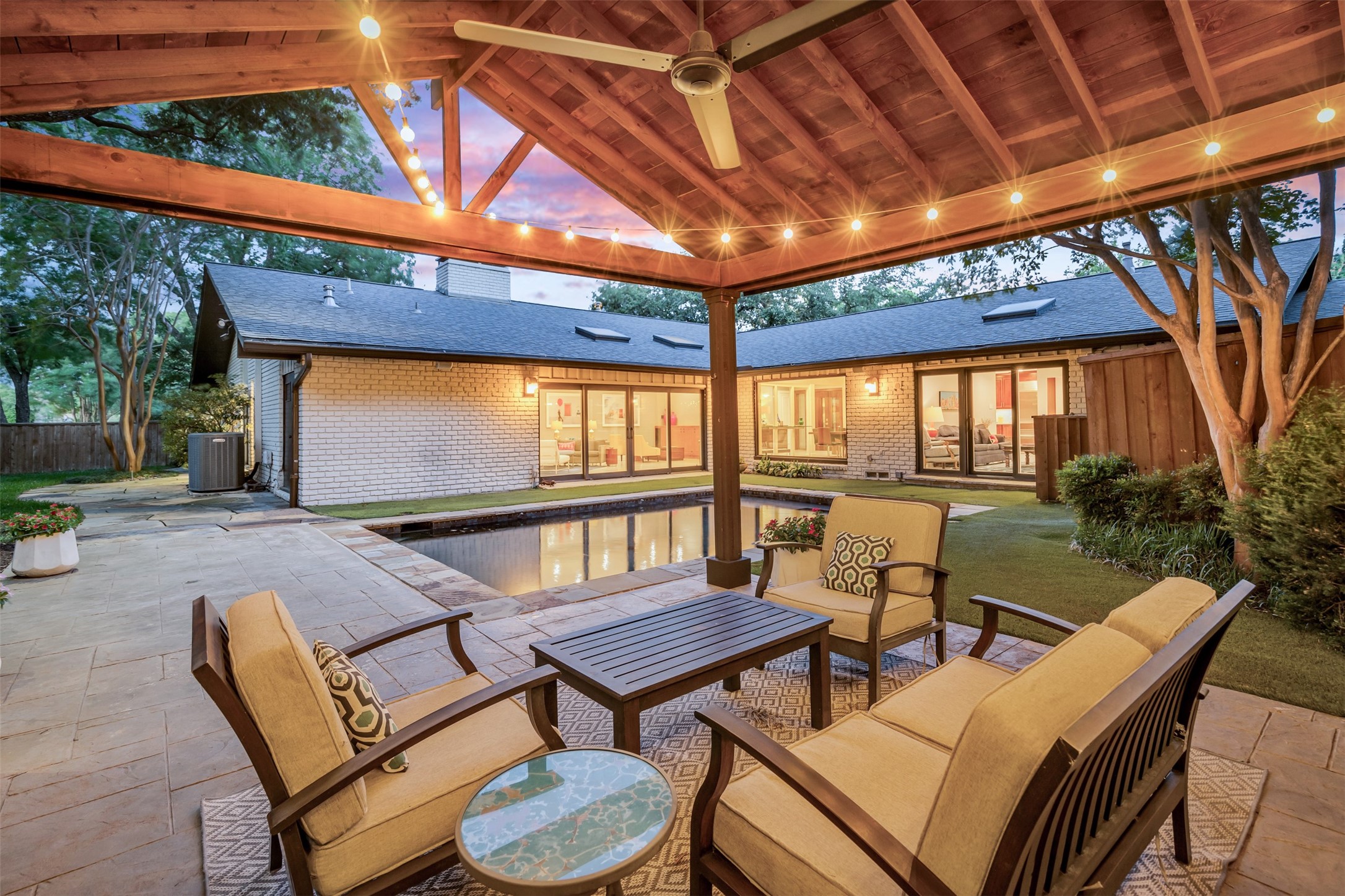 6943 Prestonshire Lane Dallas TX 75225