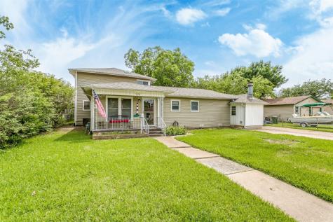 717 Skelly Street Crowley TX 76036
