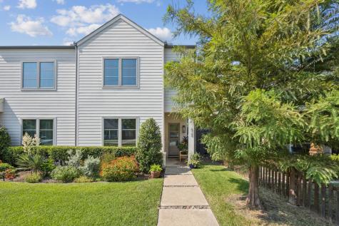 625 W 8th Street Dallas TX 75208