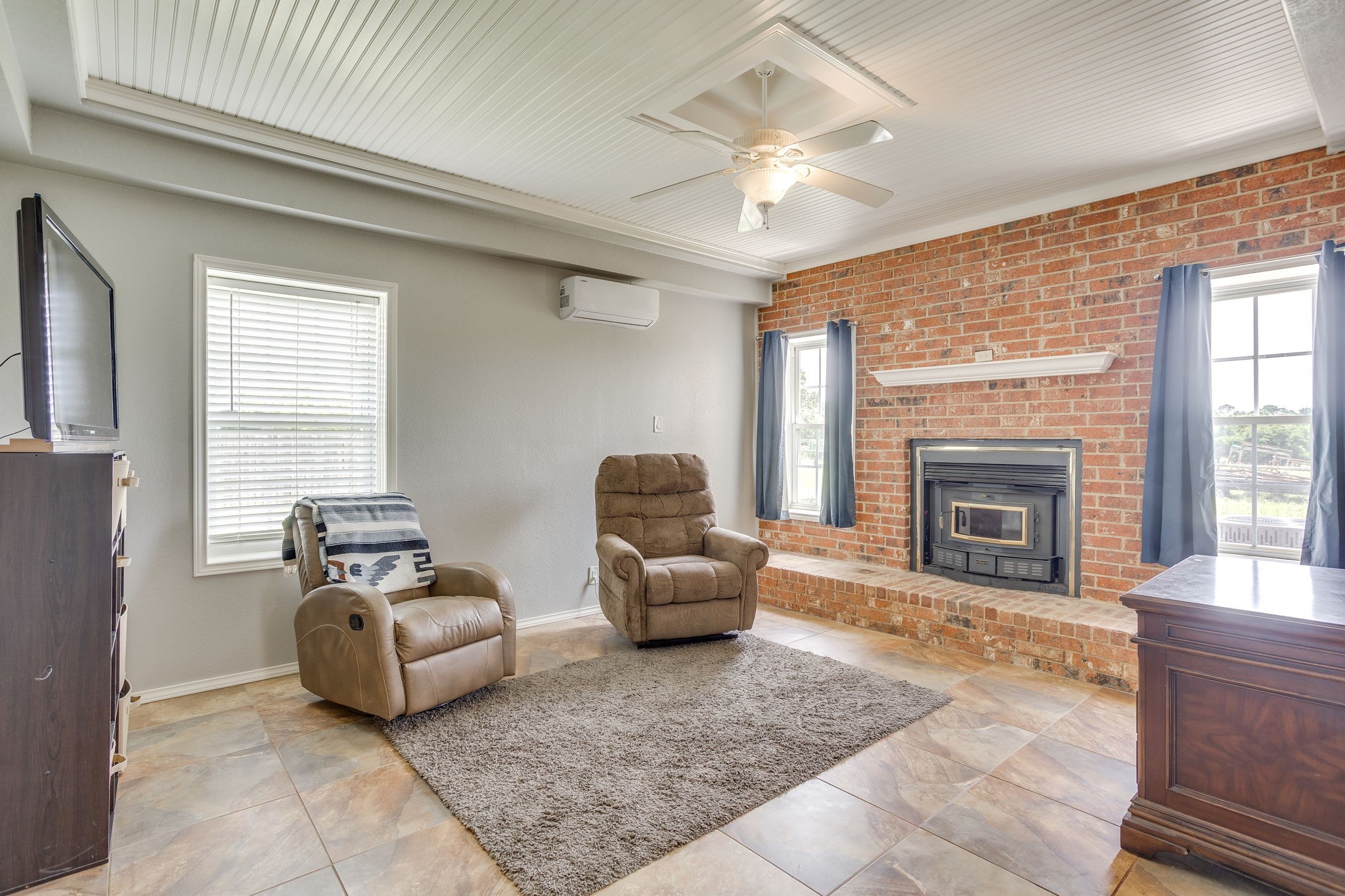 807 Caddo Road Joshua TX 76058