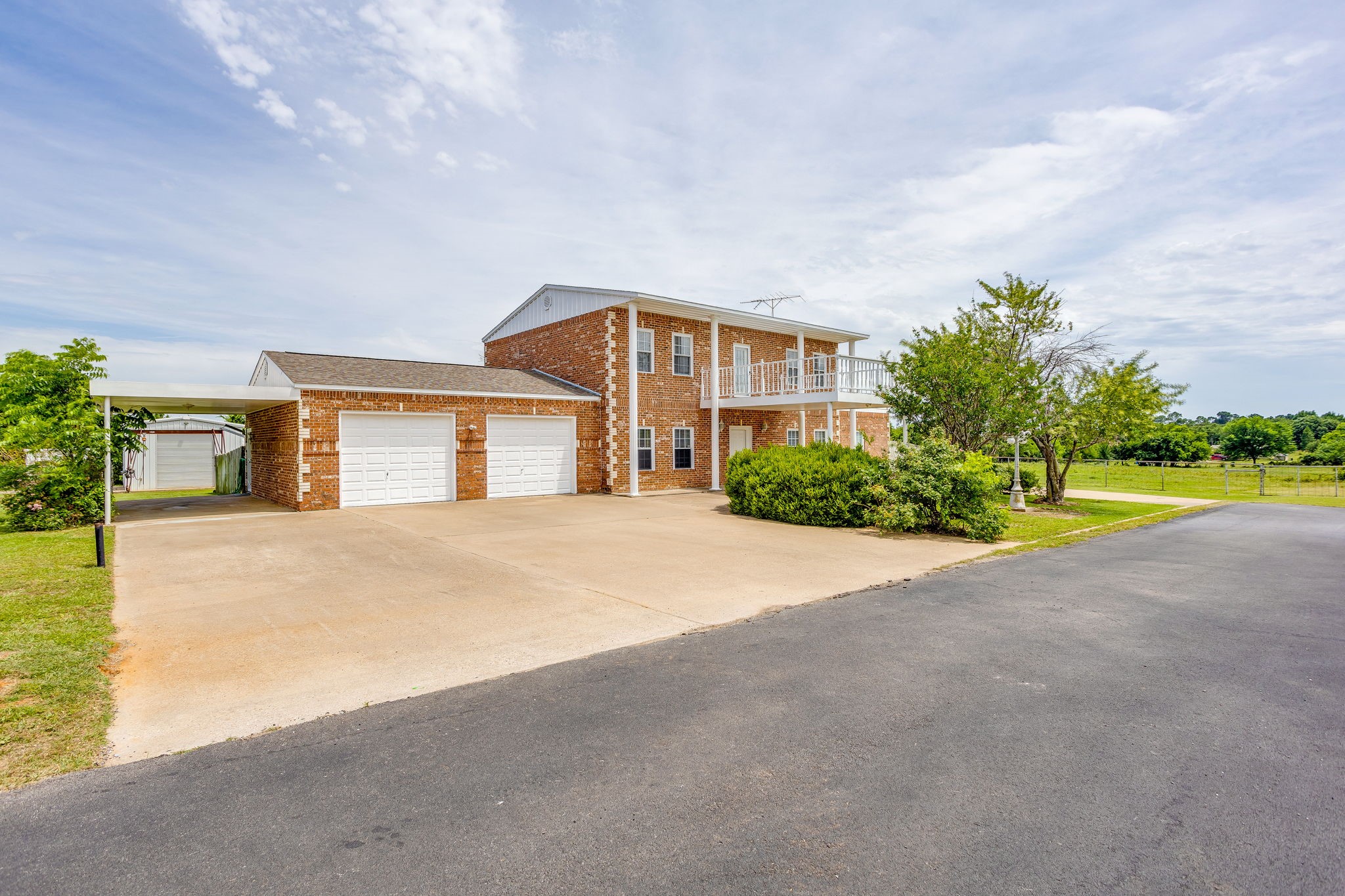 807 Caddo Road Joshua TX 76058