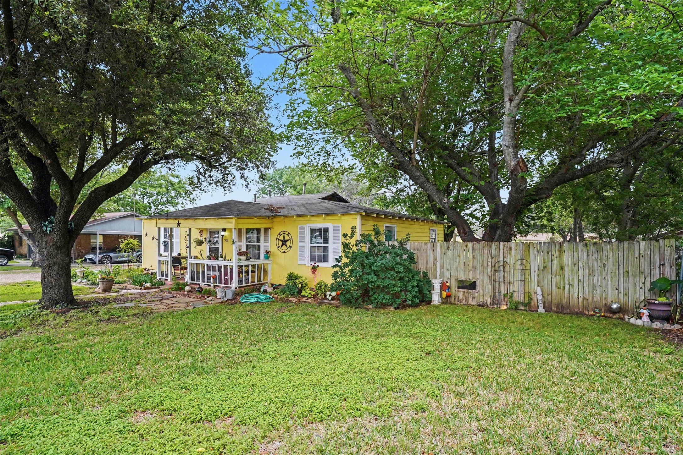 5700 Kennedy Street Watauga TX 76148