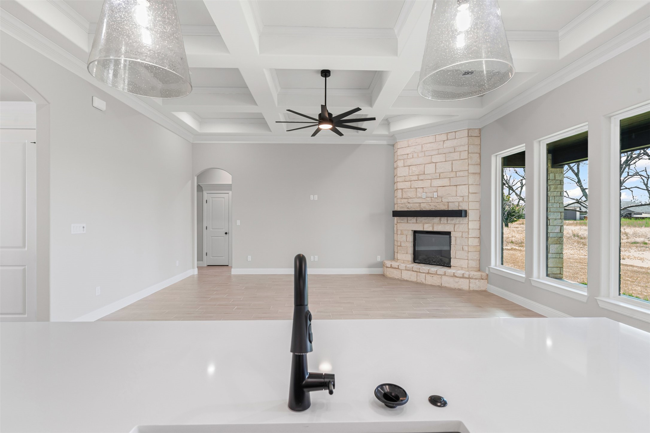 2172 Middlewood Circle Granbury TX 76049