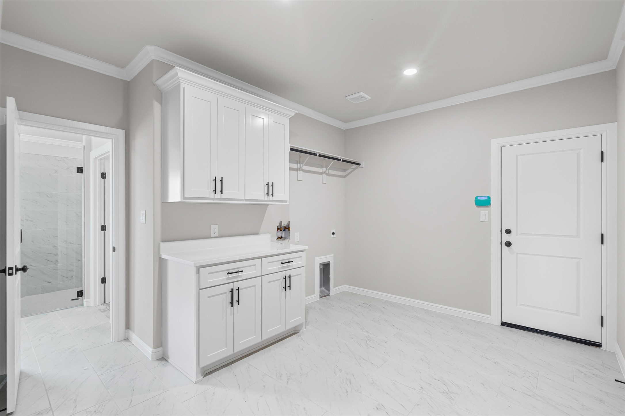 2172 Middlewood Circle Granbury TX 76049