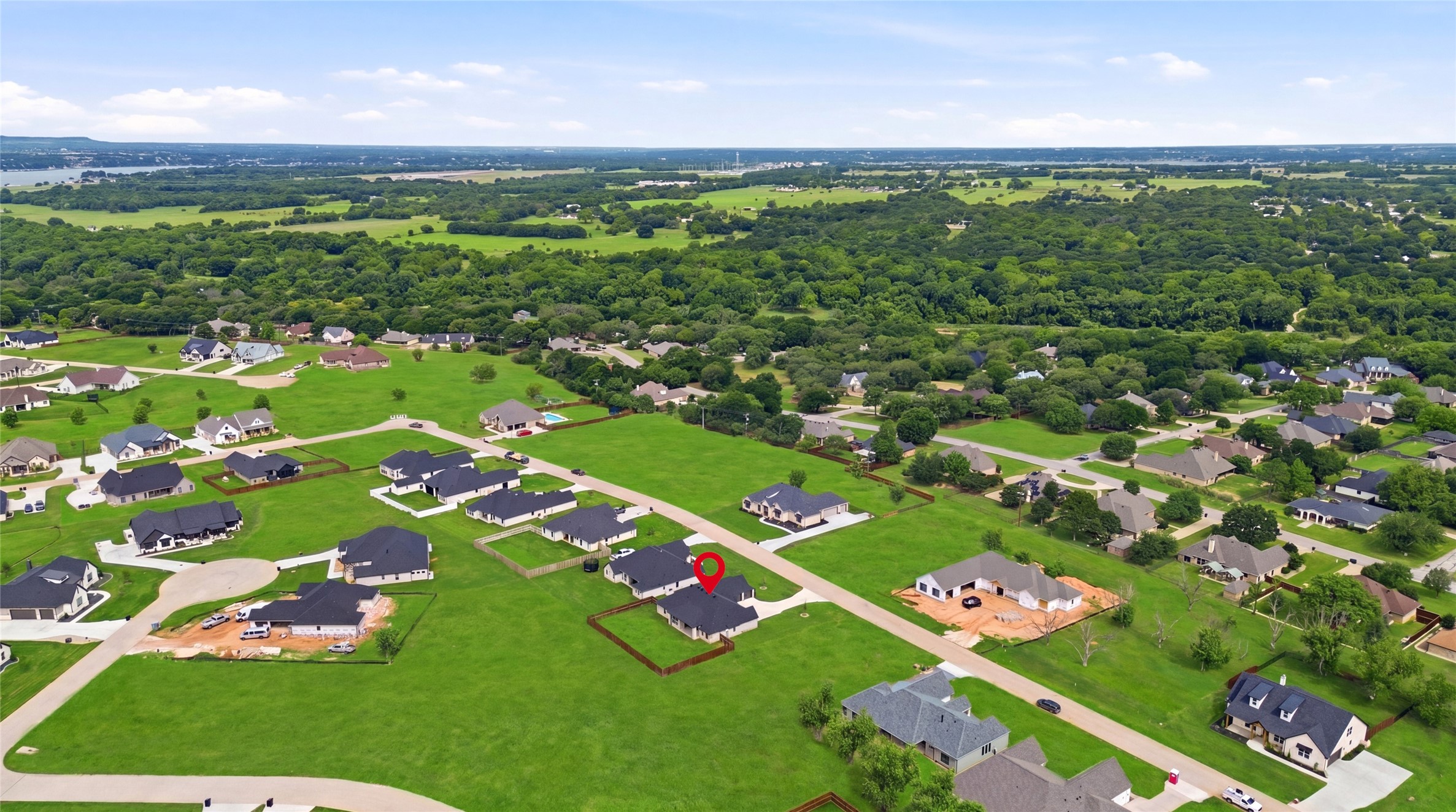 2172 Middlewood Circle Granbury TX 76049
