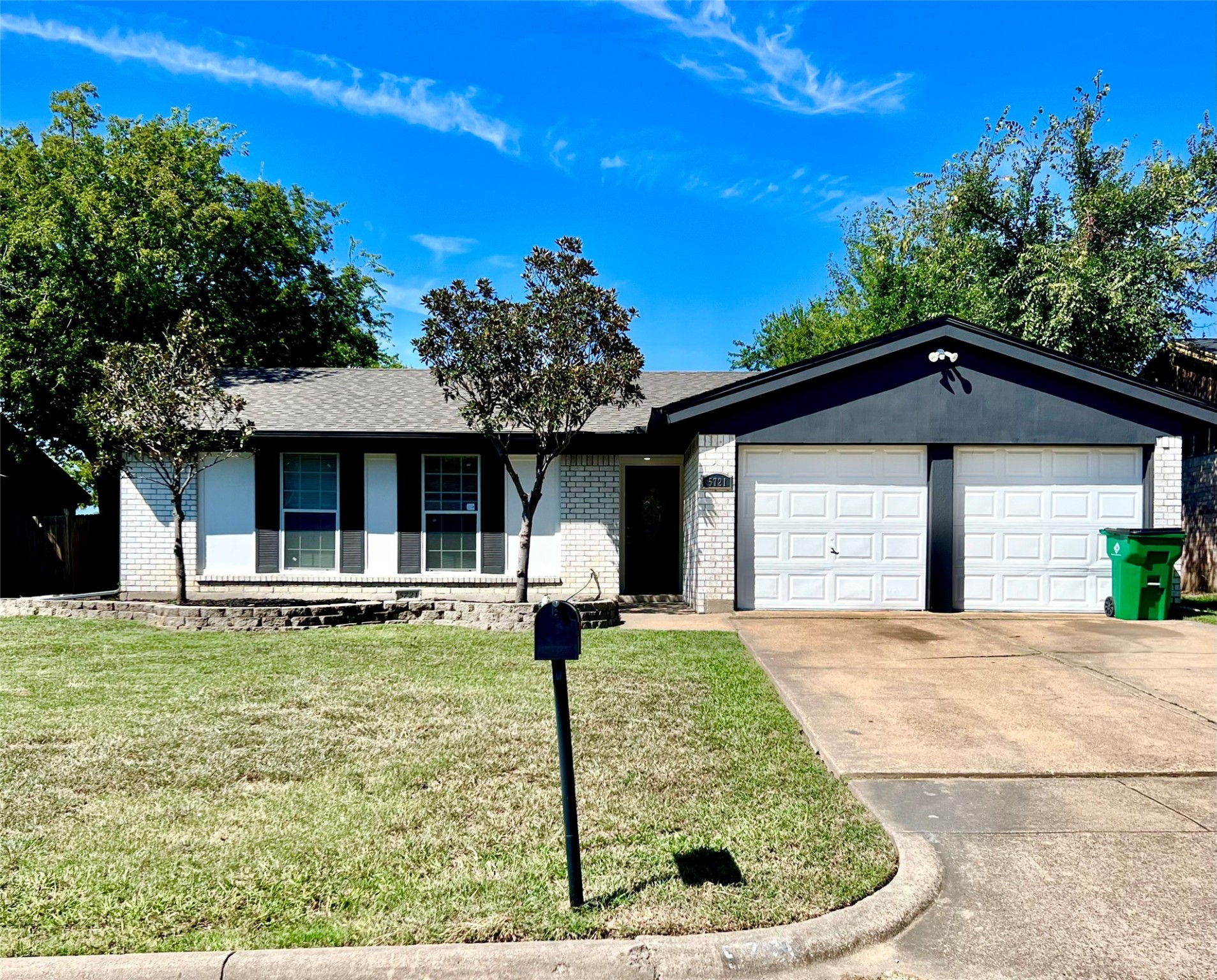 5721 Denise Drive Haltom City TX 76148