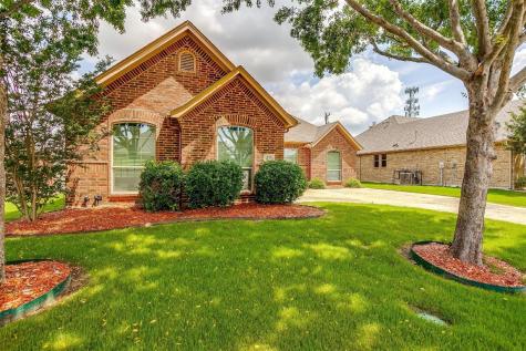 213 Parakeet Drive Desoto TX 75115