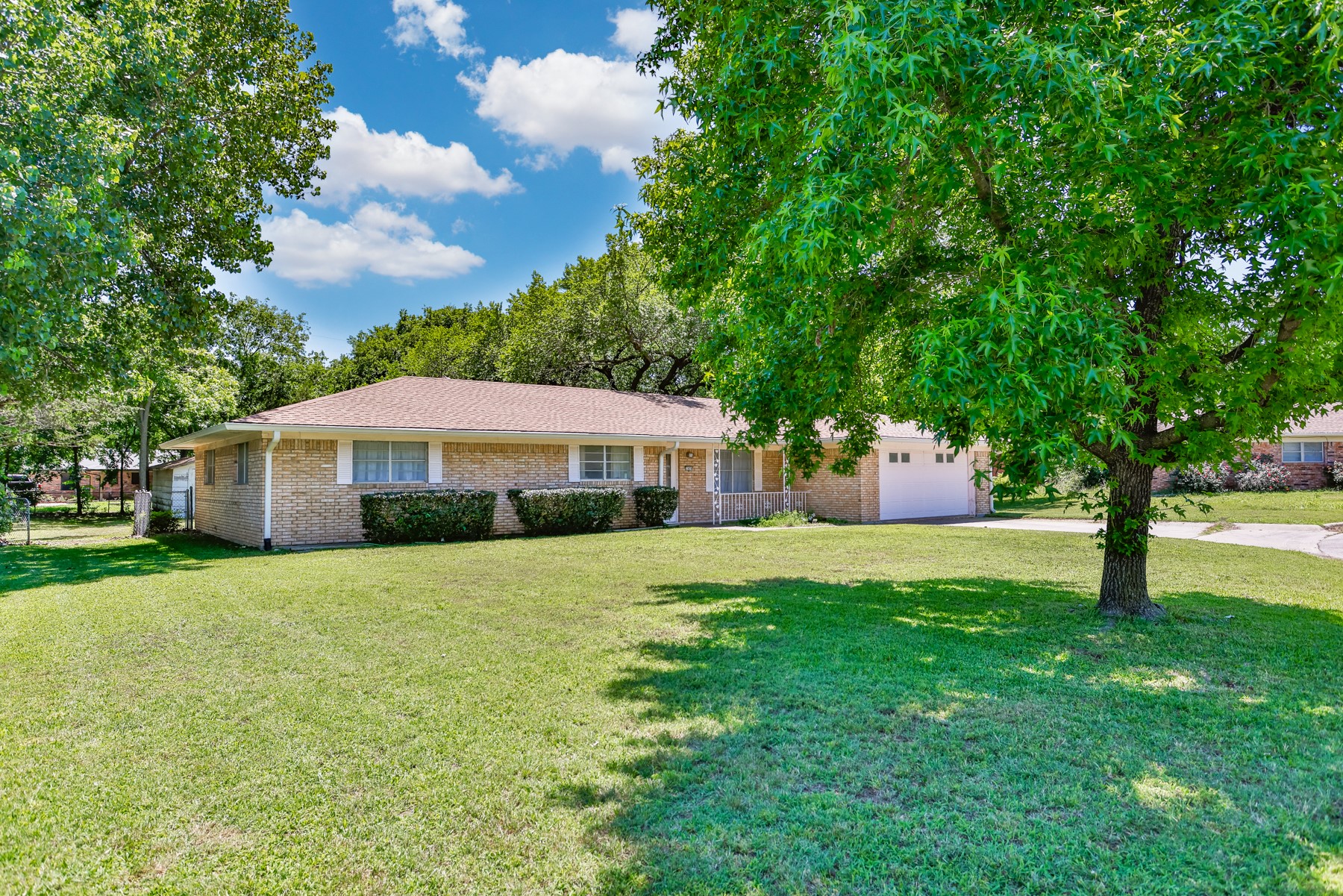 1904 Cypress Court Gainesville TX 76240