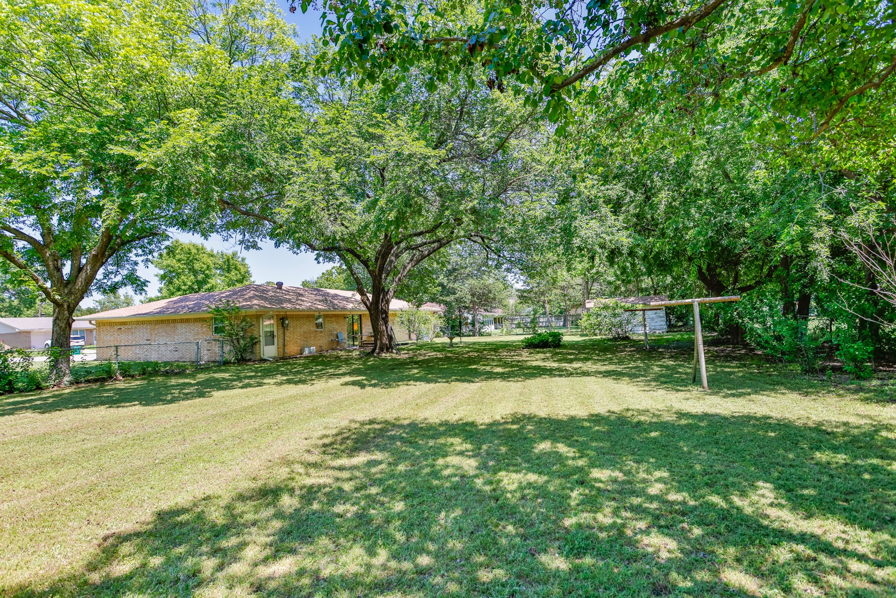 1904 Cypress Court Gainesville TX 76240