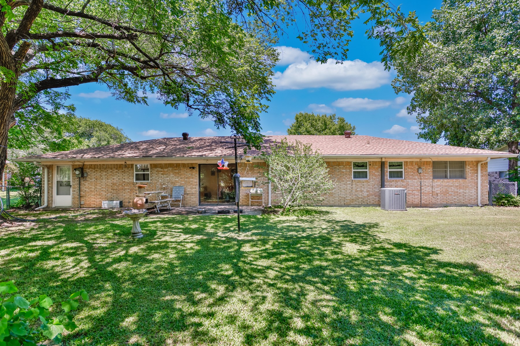 1904 Cypress Court Gainesville TX 76240