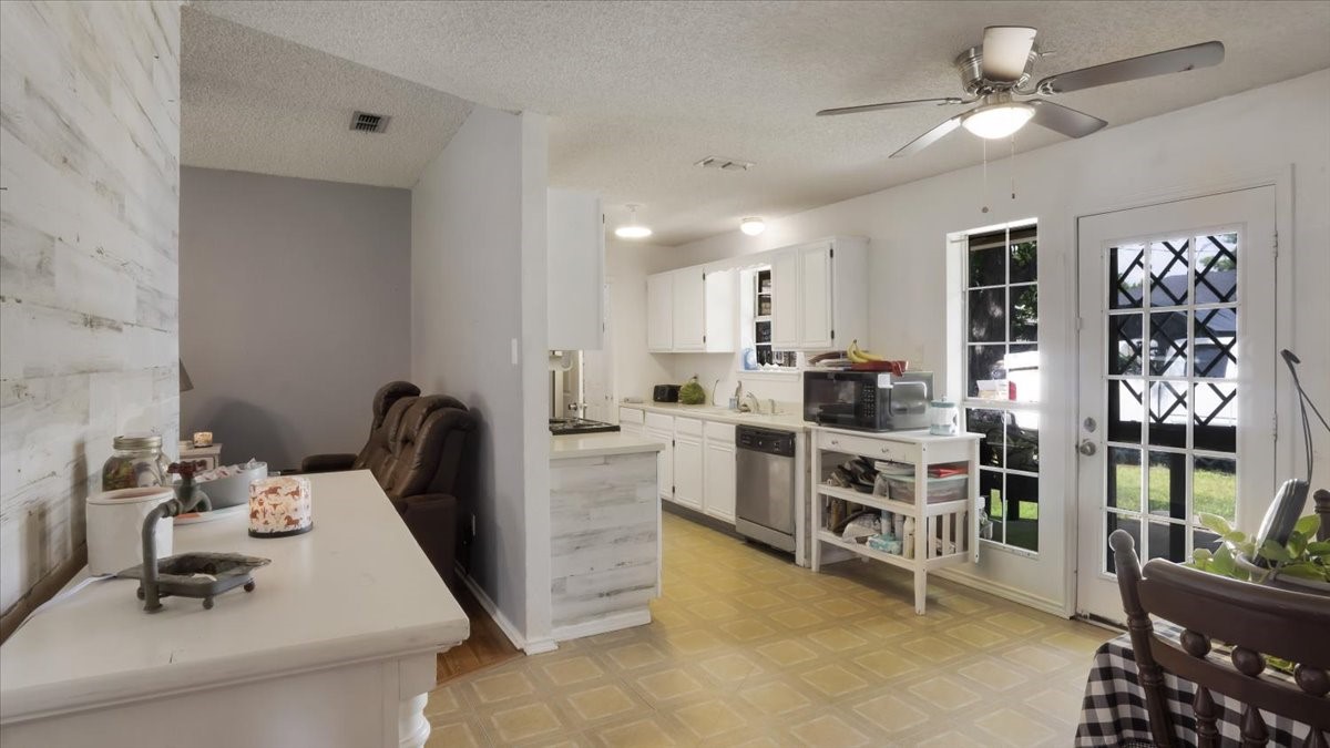535 Jean Drive Seagoville TX 75159