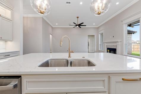 10208 Castleberry Lane Waco TX 76712