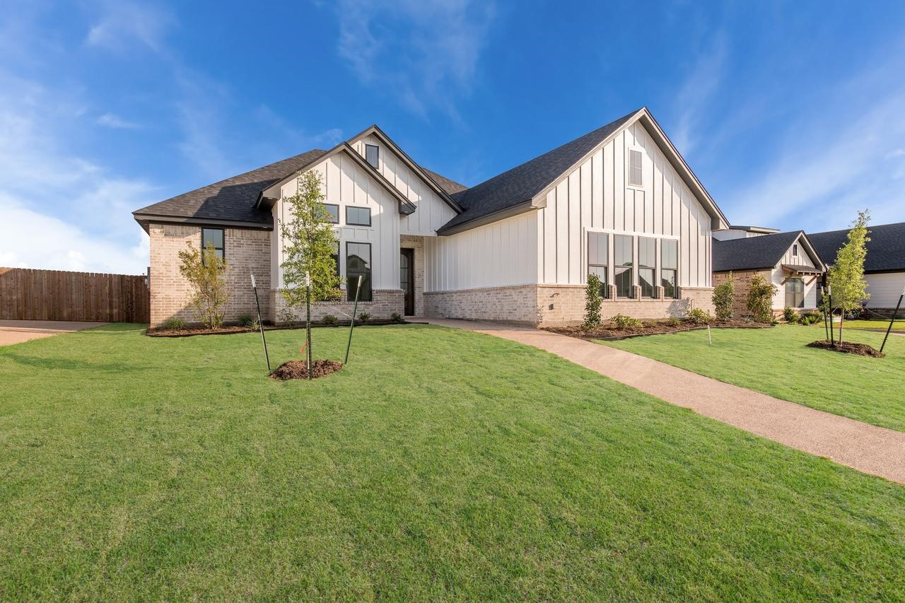 10208 Castleberry Lane Waco TX 76712