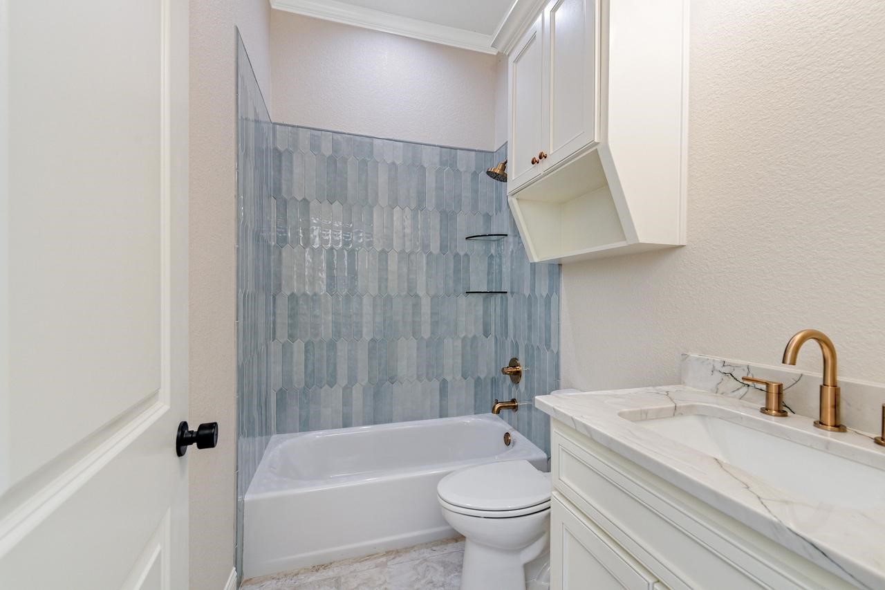 10208 Castleberry Lane Waco TX 76712