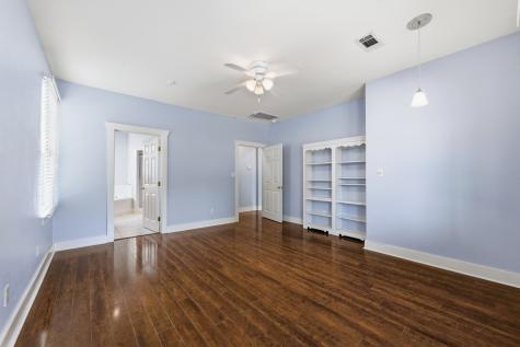 1331 6th Avenue Fort Worth TX 76104