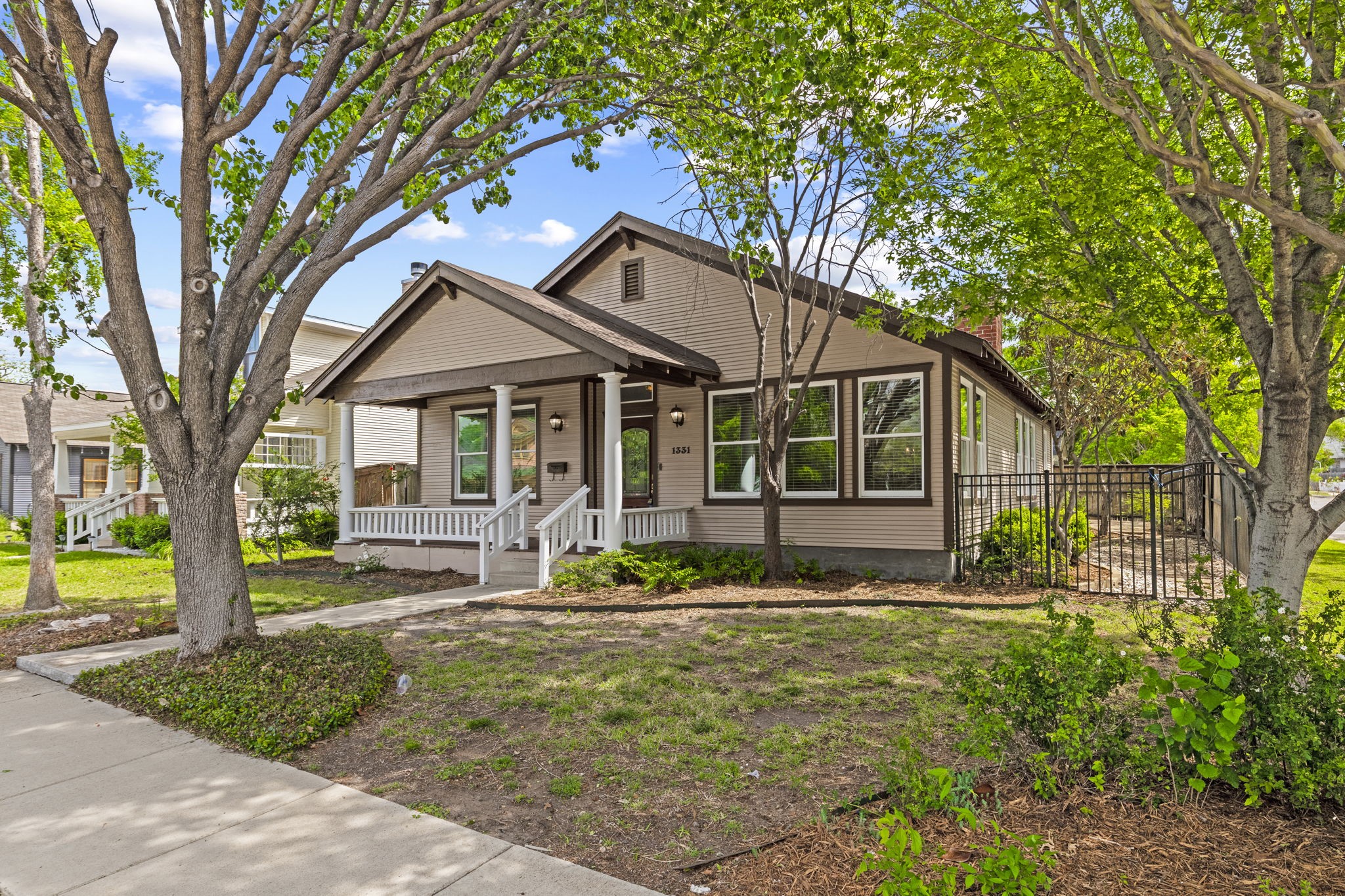 1331 6th Avenue Fort Worth TX 76104