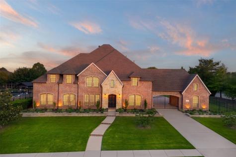 1302 Featherwood Drive Murphy TX 75094