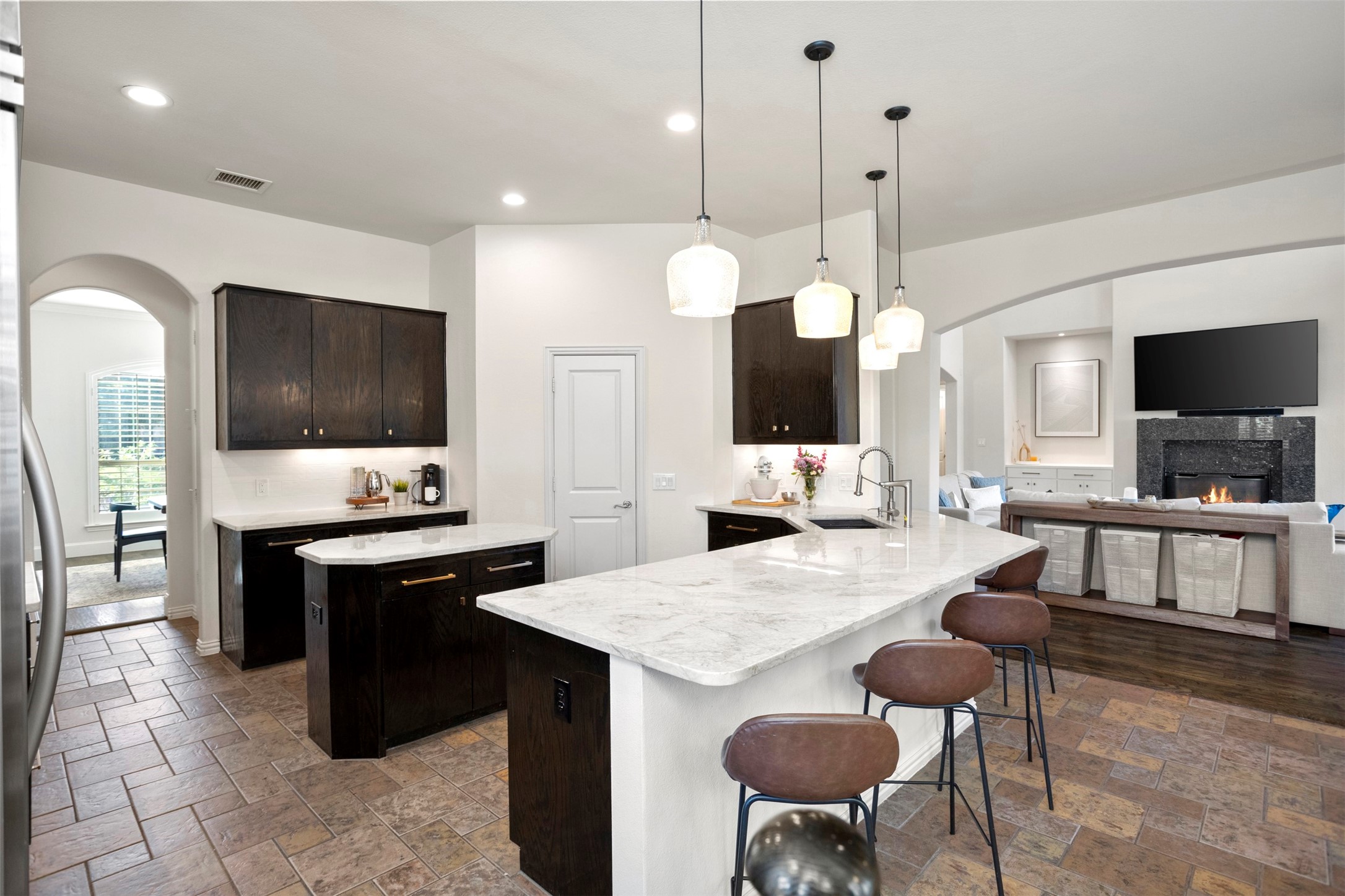 1302 Featherwood Drive Murphy TX 75094