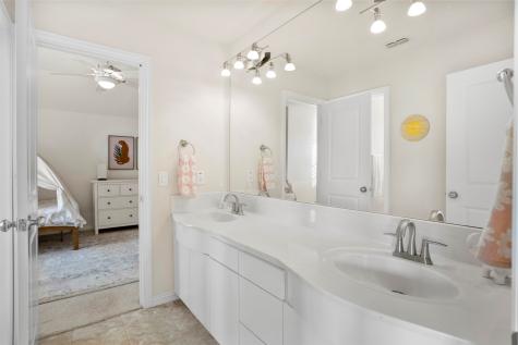 1302 Featherwood Drive Murphy TX 75094