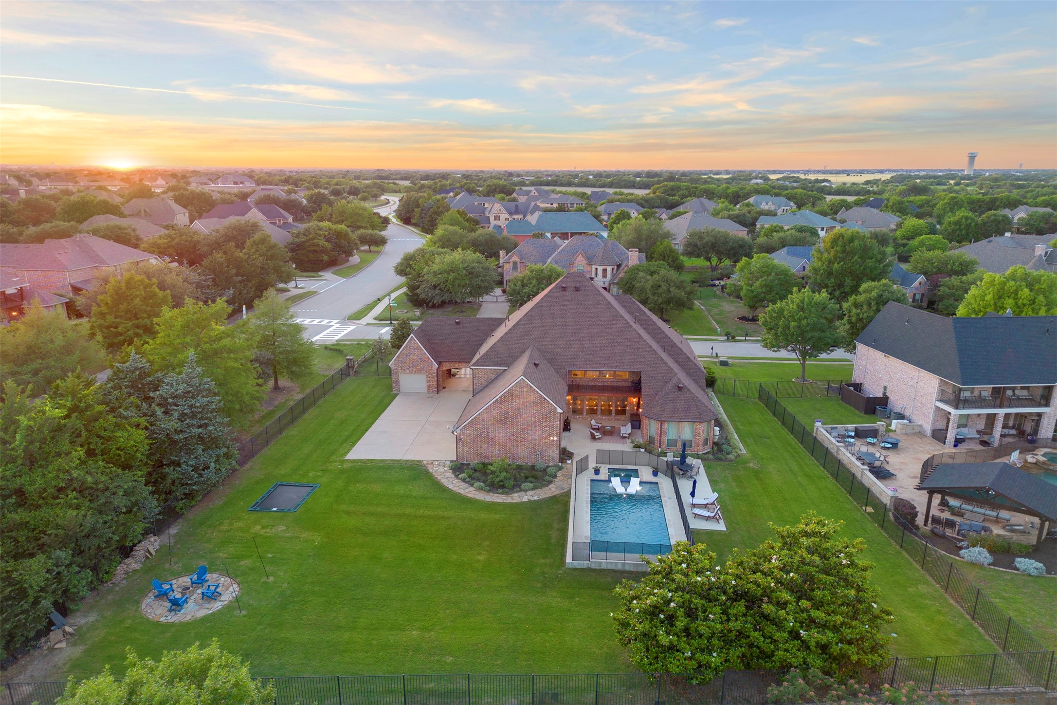 1302 Featherwood Drive Murphy TX 75094