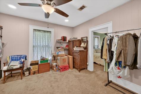 801 S Hall Street Ennis TX 75119