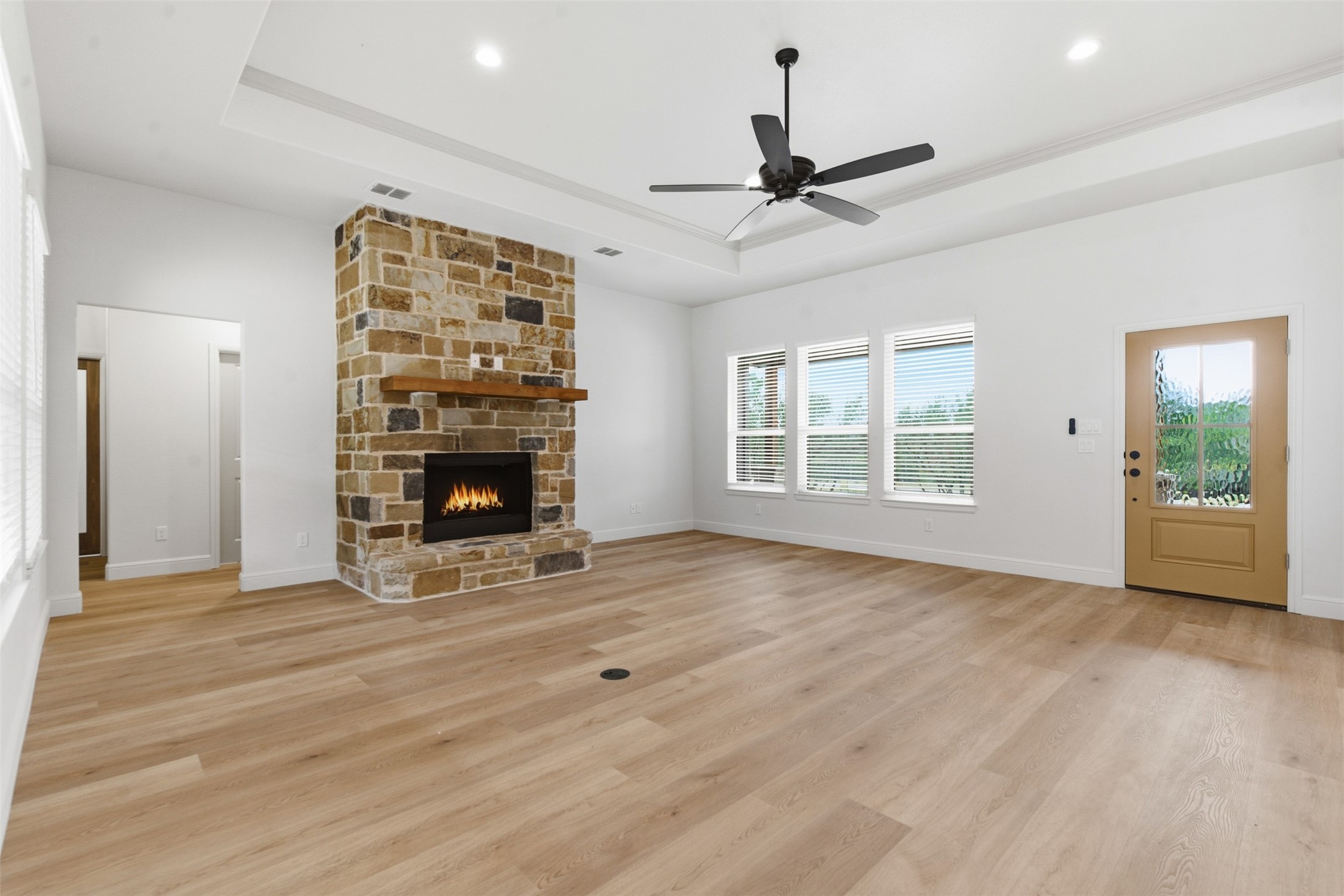 555 Hidden Lake Bluff Dale TX 76433