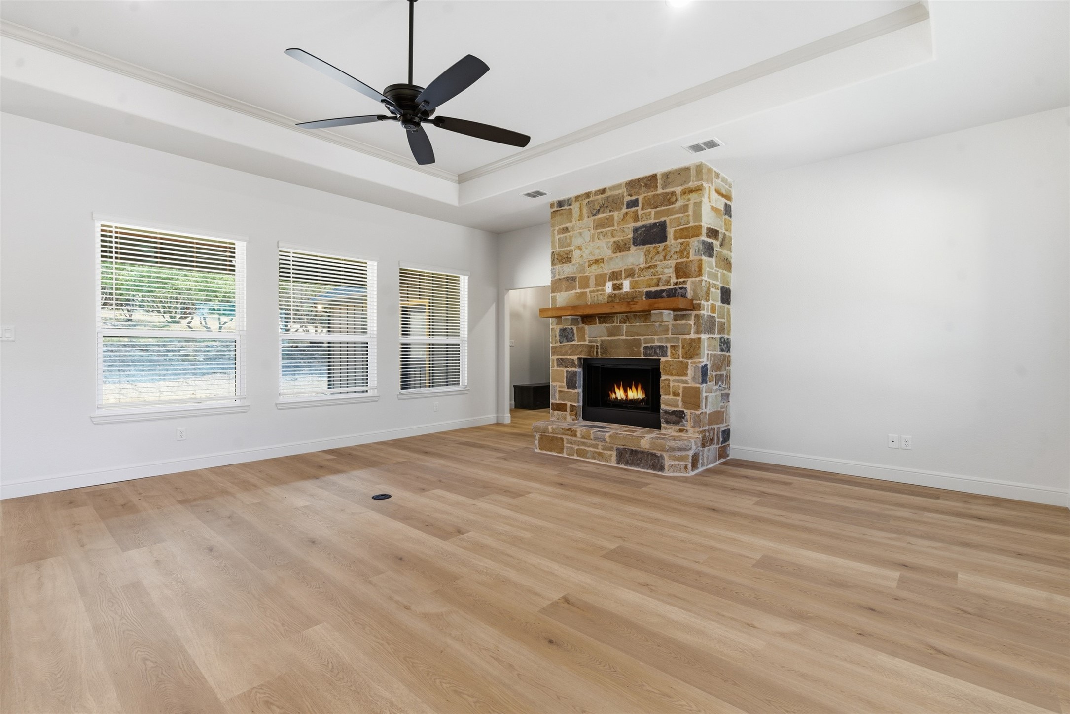 555 Hidden Lake Bluff Dale TX 76433