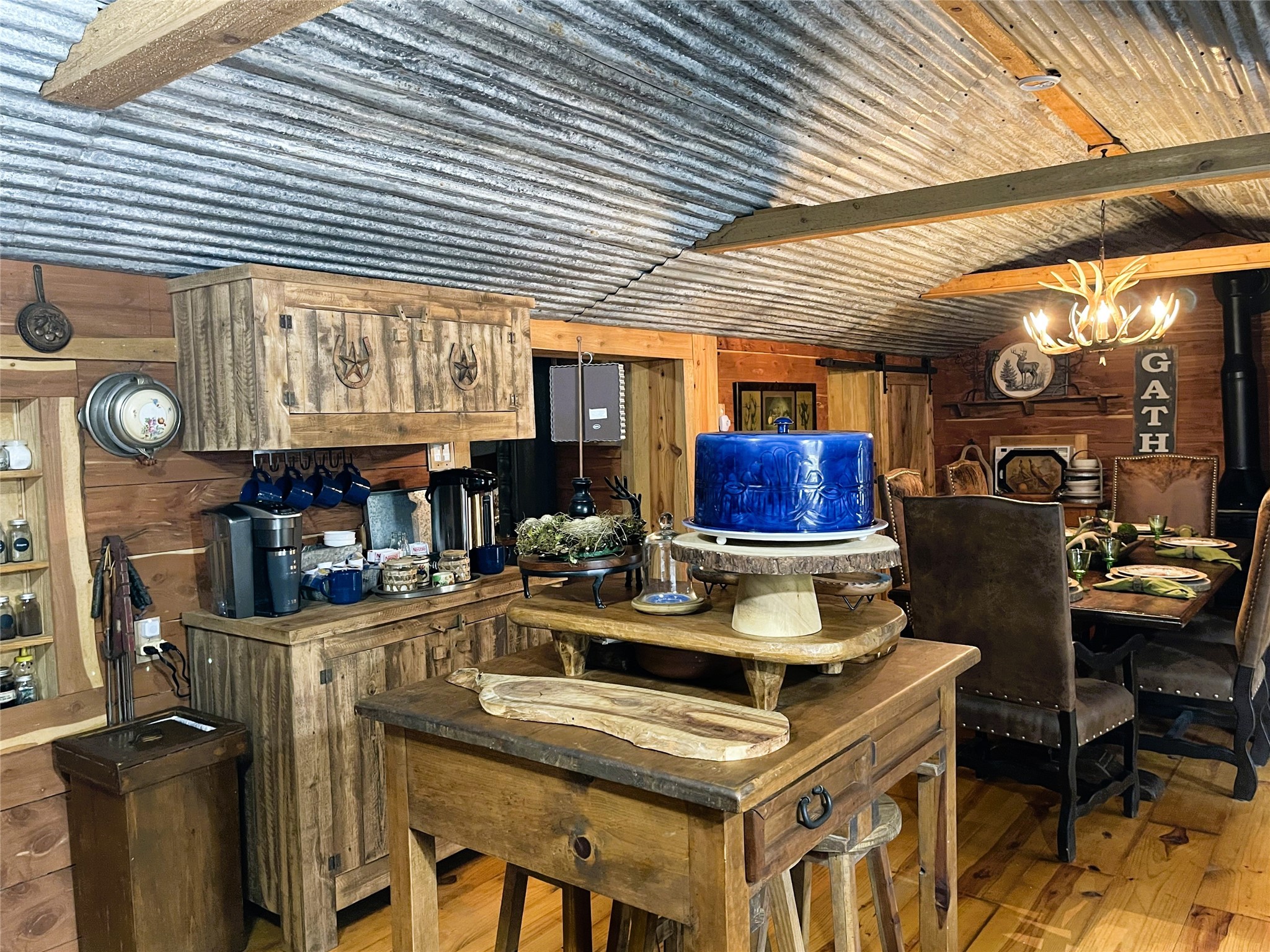 233 Pr 247 Oakwood TX 75855