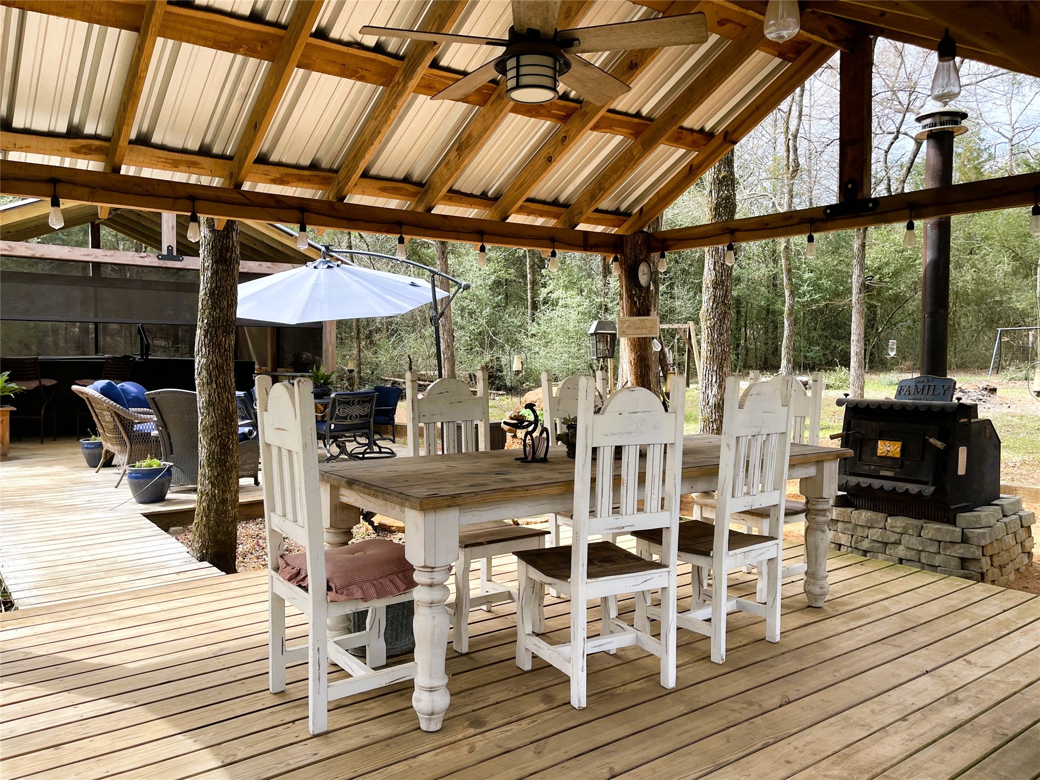 233 Pr 247 Oakwood TX 75855