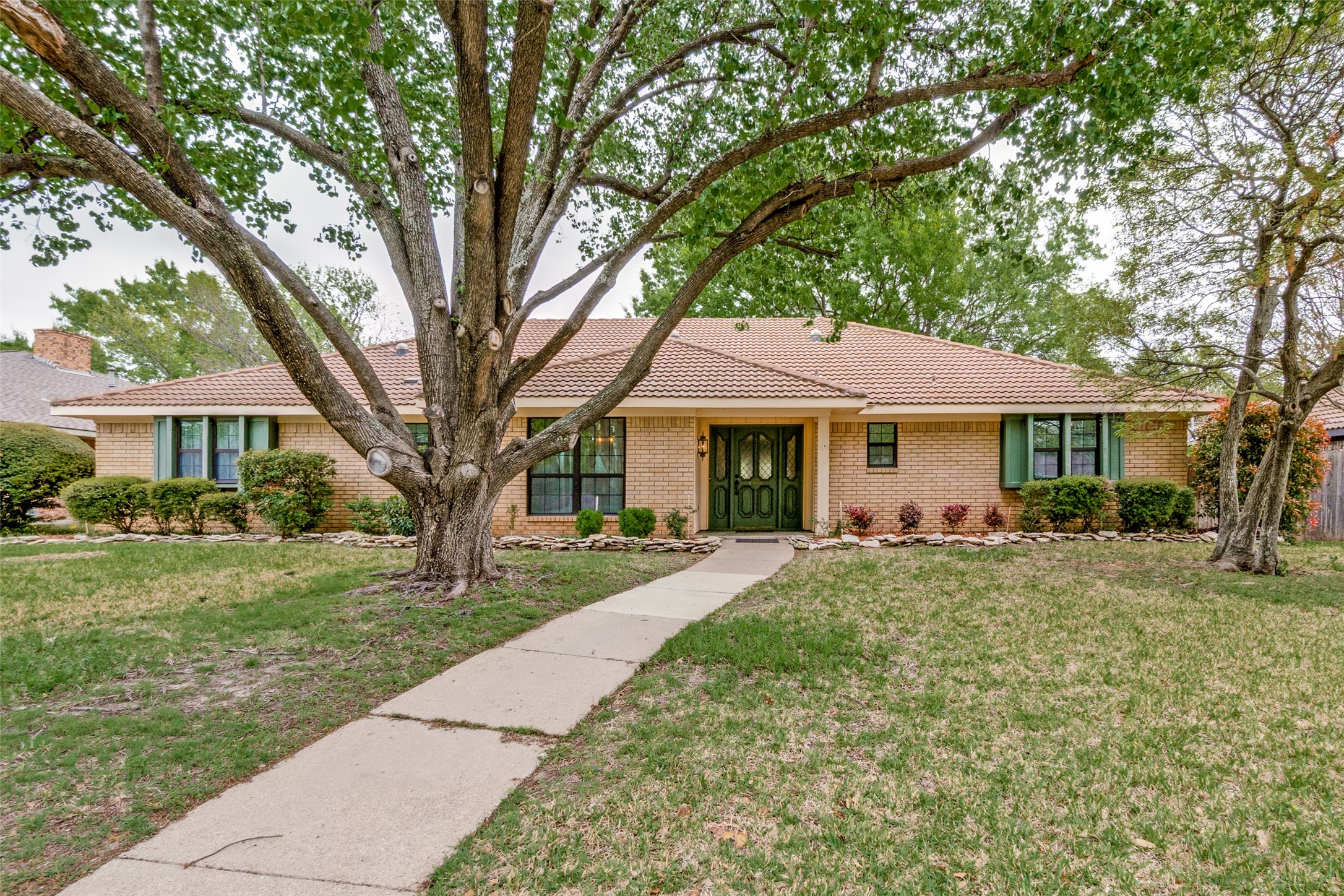 1408 Limetree Lane Irving TX 75061