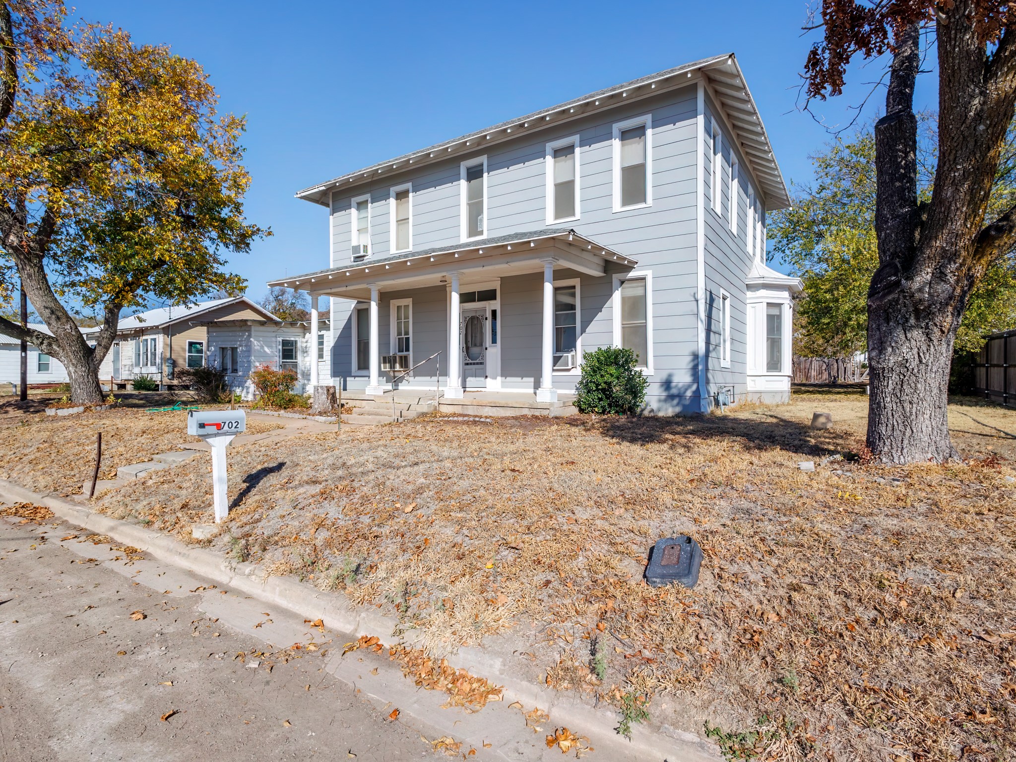 702 Avenue B Santa Anna TX 76878