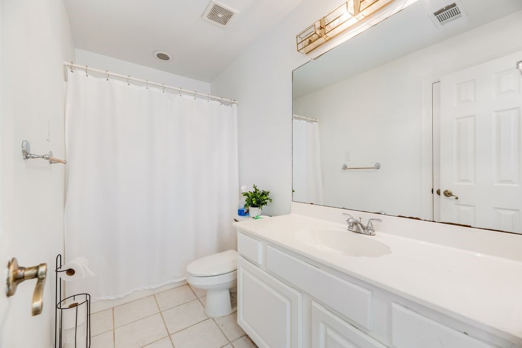 115 Idle Creek Court Desoto TX 75115