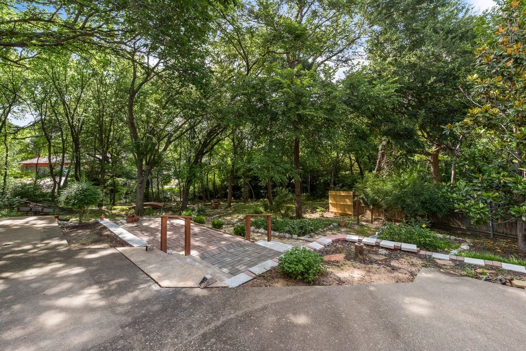 115 Idle Creek Court Desoto TX 75115