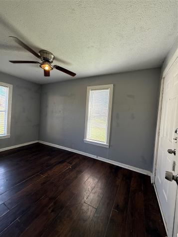1801 W Bond Street Denison TX 75020