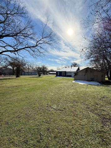 1801 W Bond Street Denison TX 75020