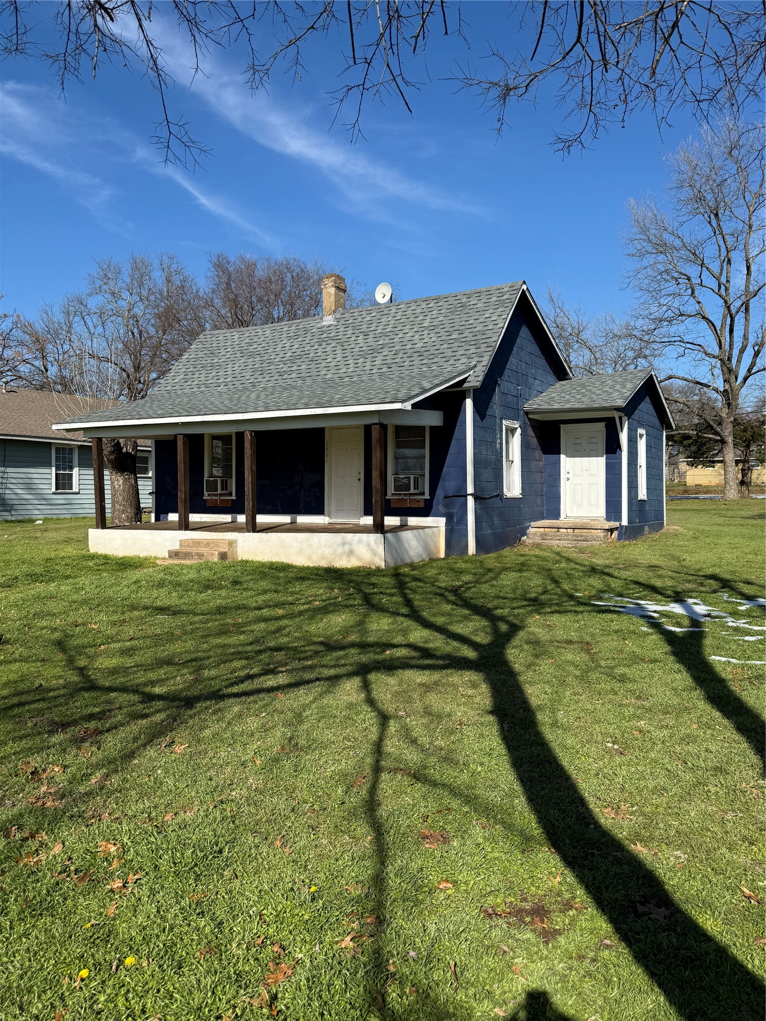 1801 W Bond Street Denison TX 75020