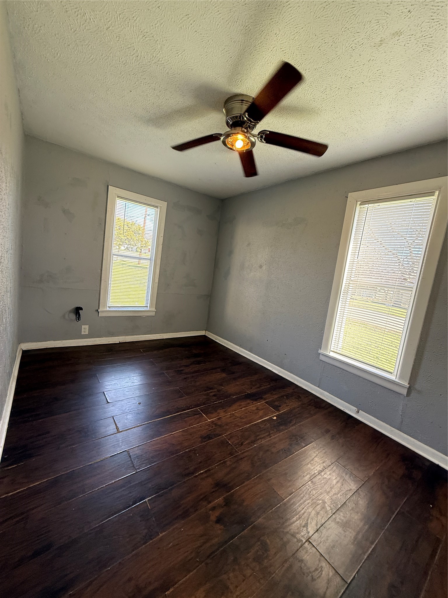 1801 W Bond Street Denison TX 75020