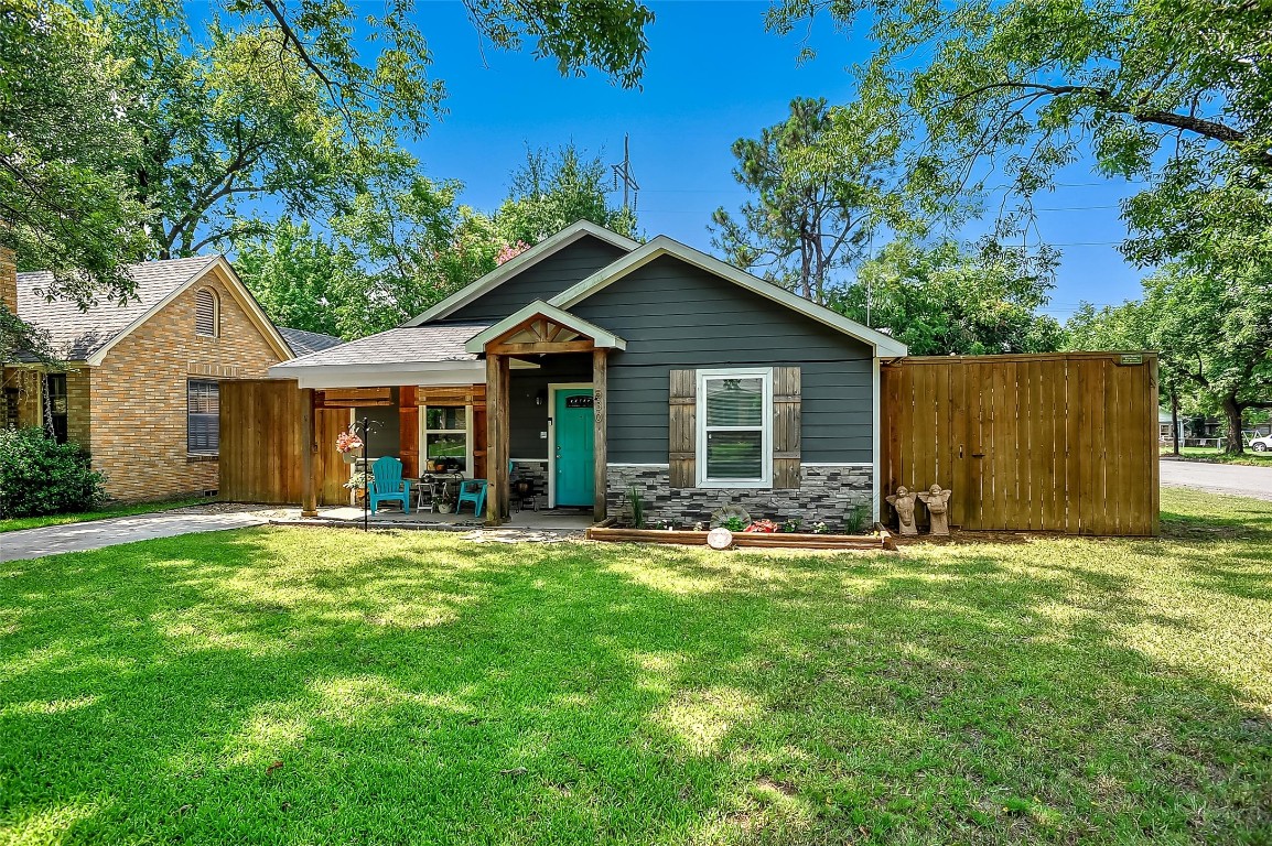 530 W Murray Street Denison TX 75020