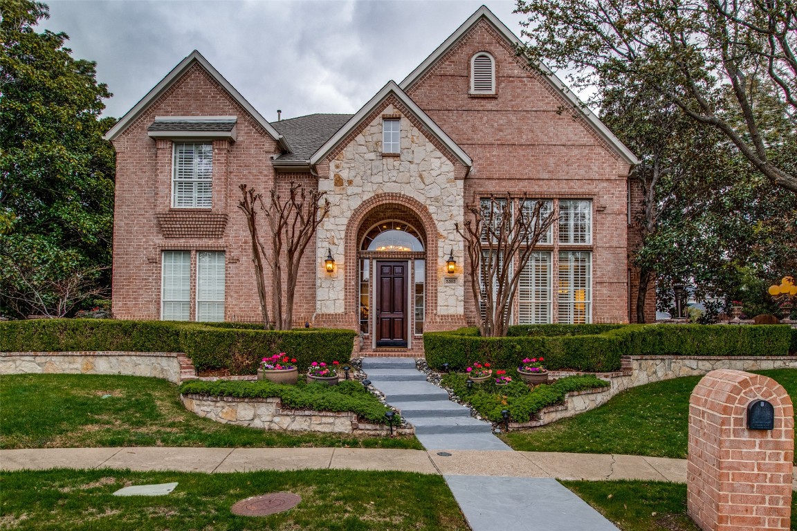 5303 Lyoncrest Court Dallas TX 75287