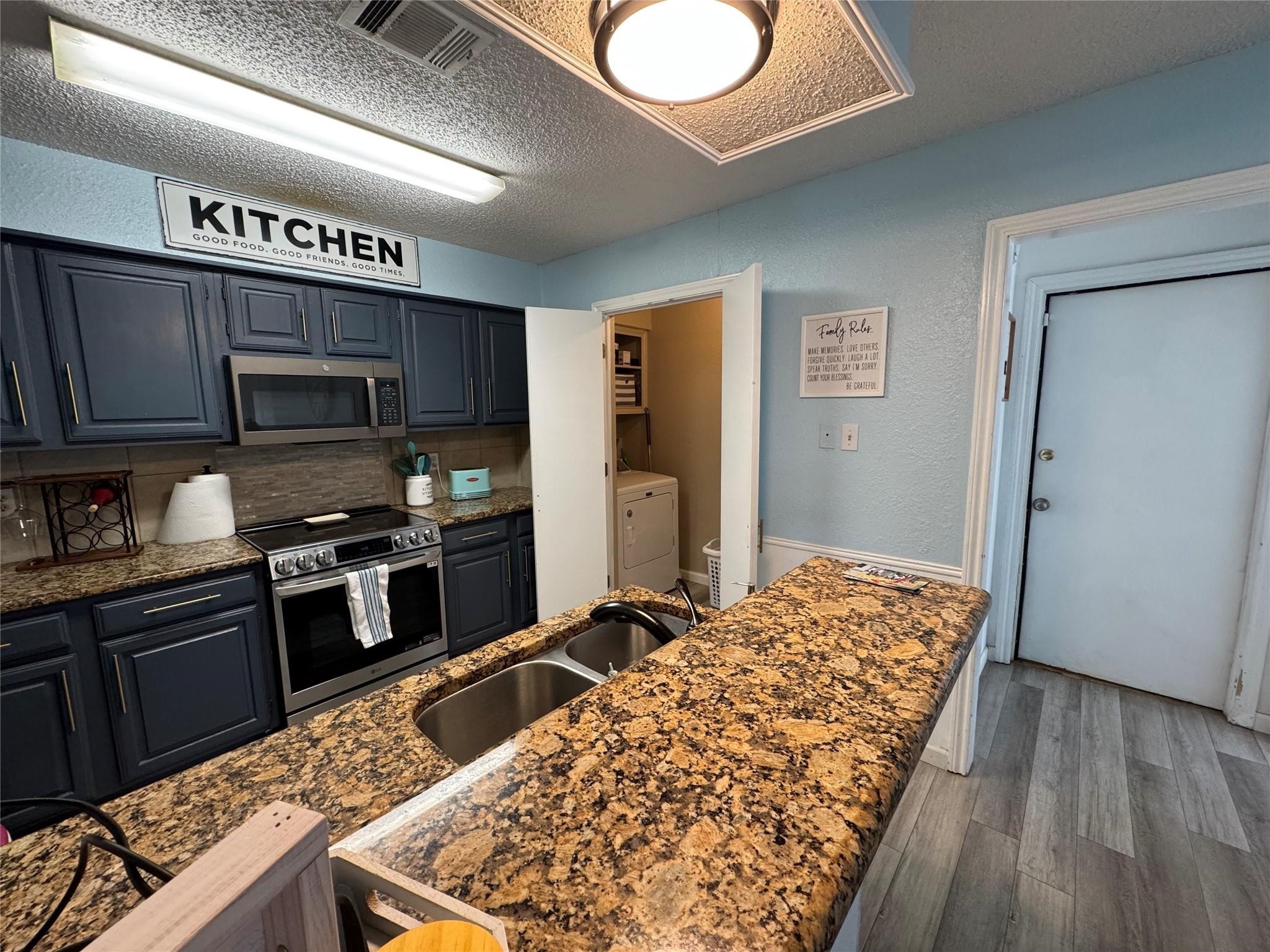 2412 Ridgestone Drive Dallas TX 75287